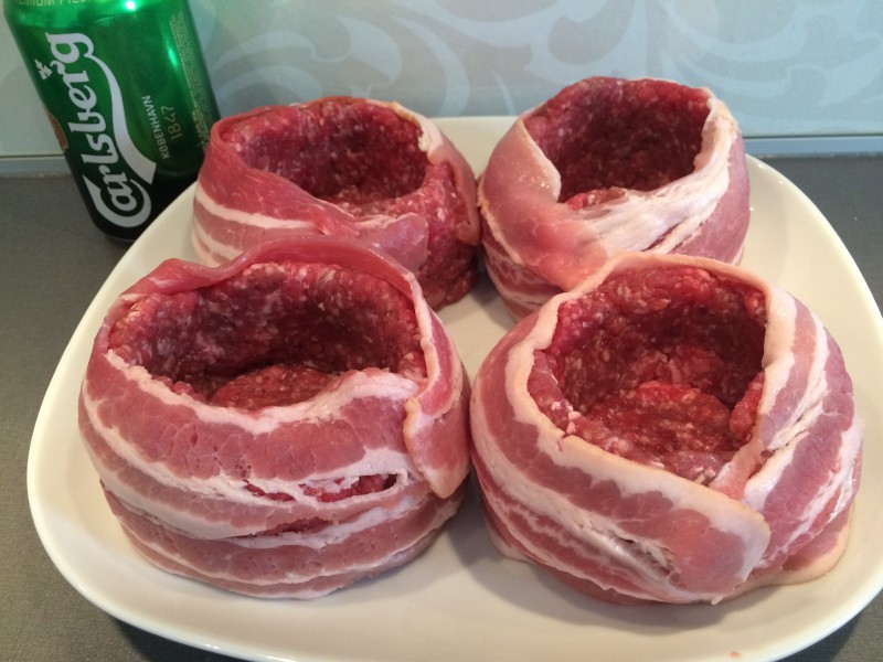 beer can bacon burgers